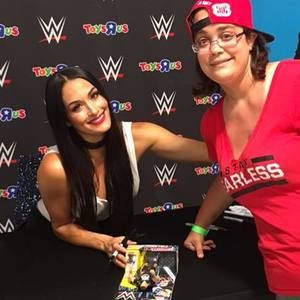 Meet your Posher, Davida